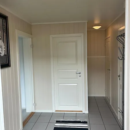 Cozy Close To The Center And Mountains *