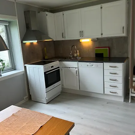 Apartamento Cozy Close To The Center And Mountains